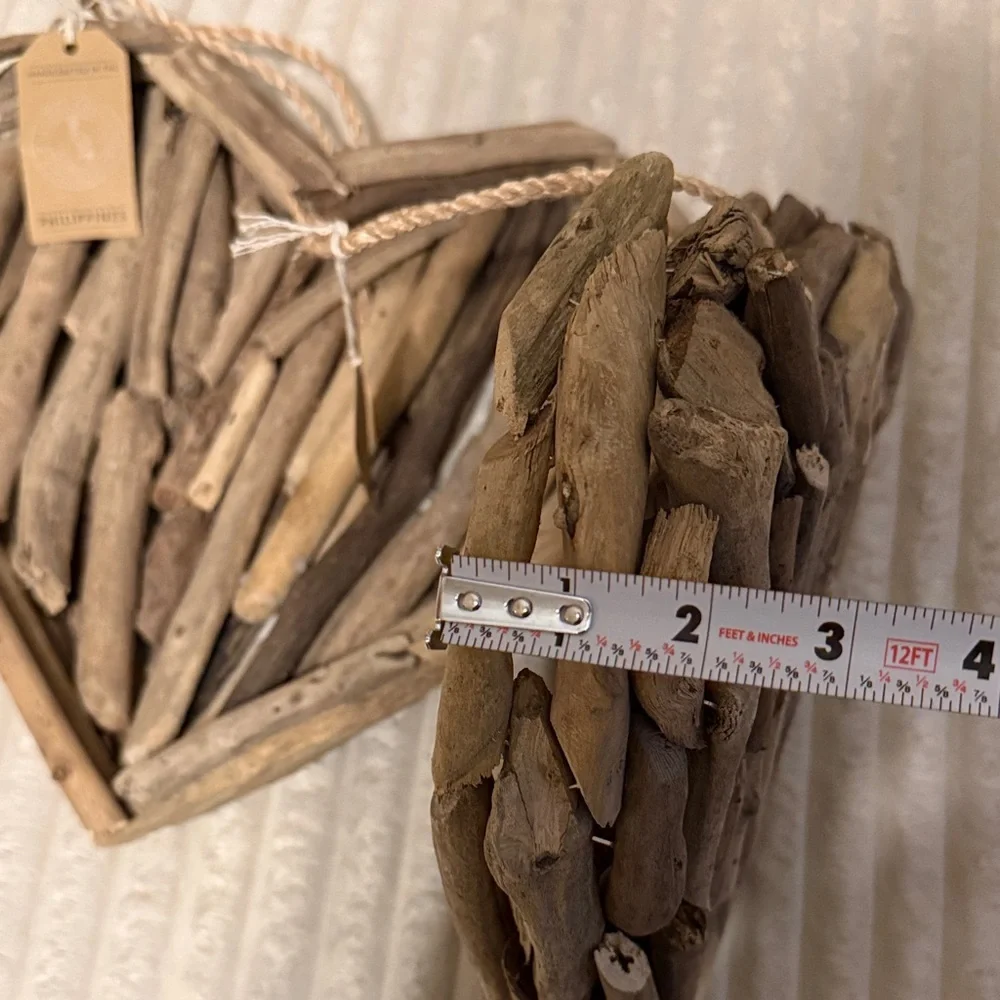 Rustic Driftwood Heart Decor - Picture 3 of 5